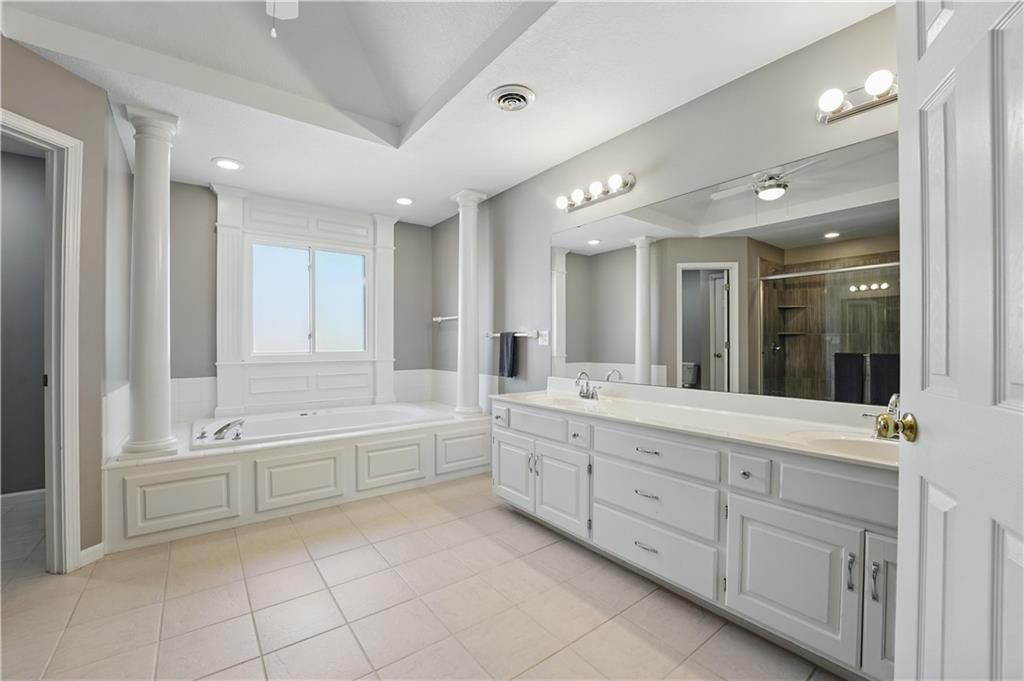 1178 Huntington Drive — photo 32