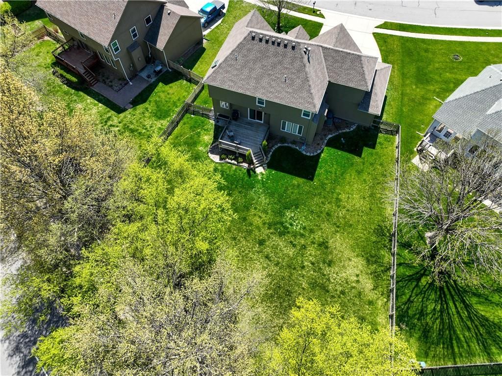 1178 Huntington Drive — photo 7
