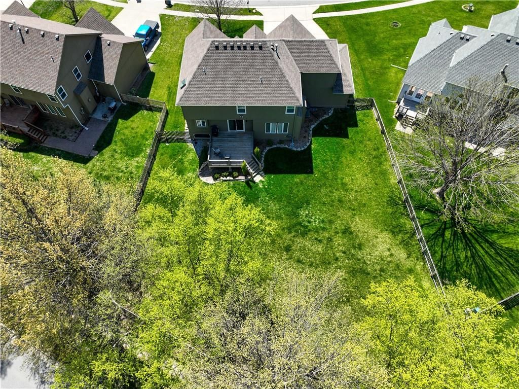 1178 Huntington Drive — photo 8