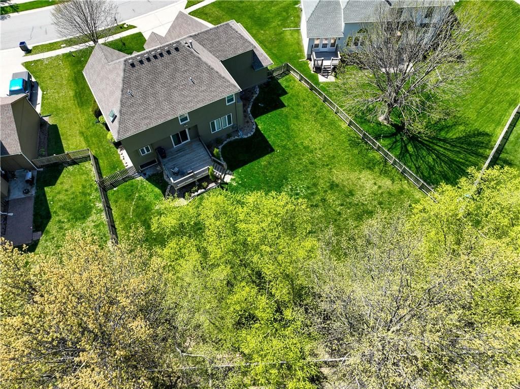 1178 Huntington Drive — photo 9