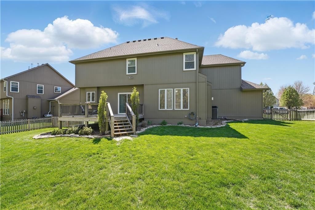 1178 Huntington Drive — photo 10