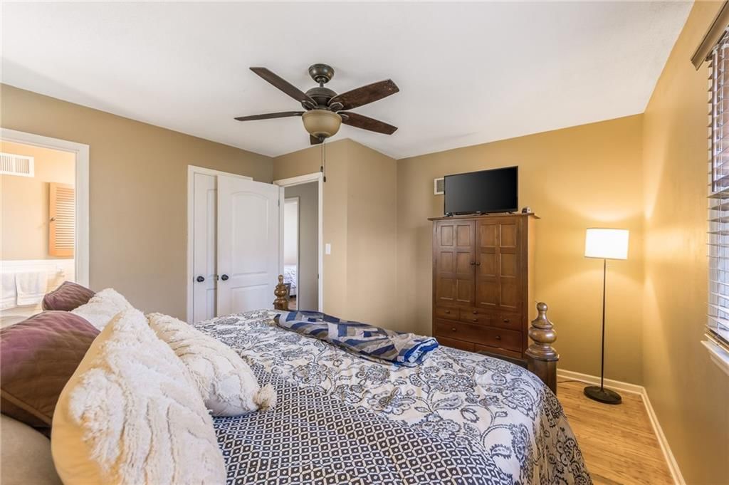402 Campbell Court — photo 16
