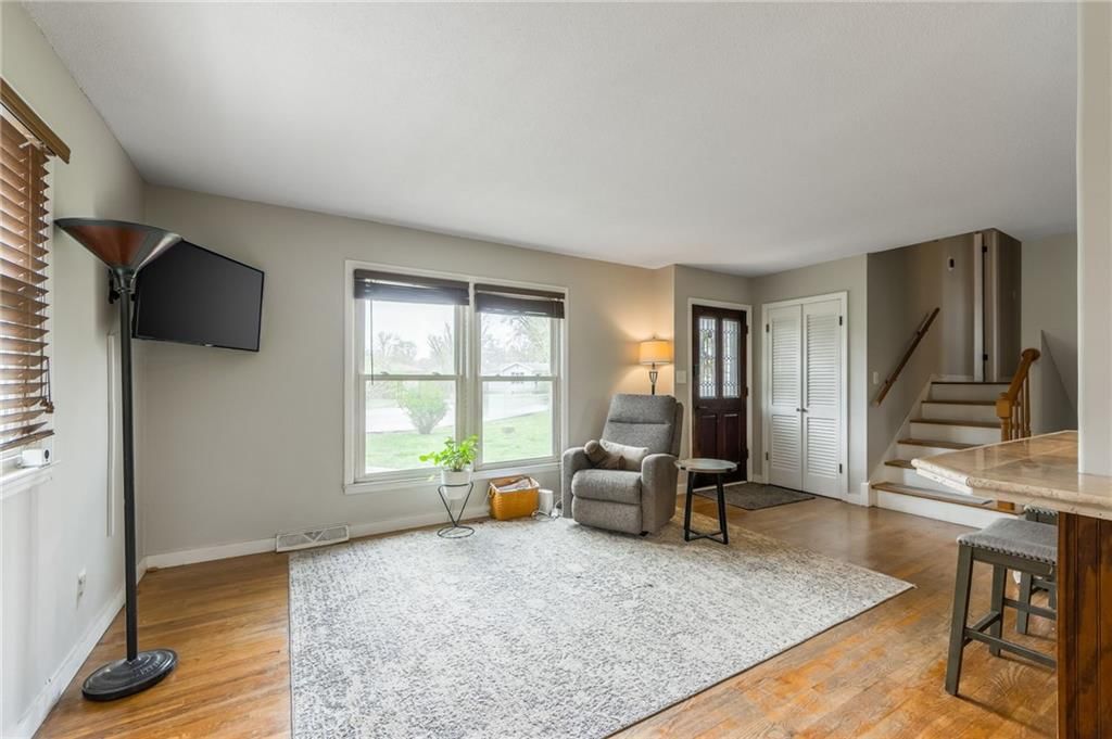 402 Campbell Court — photo 5