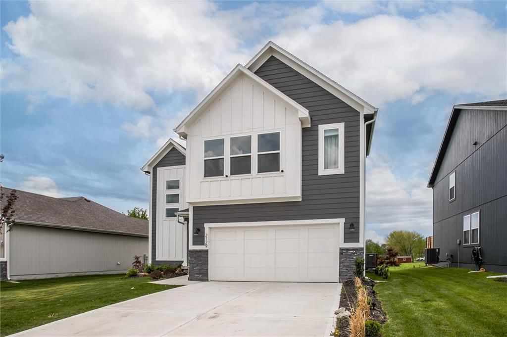 2129 SW Rutherford Drive — photo 3