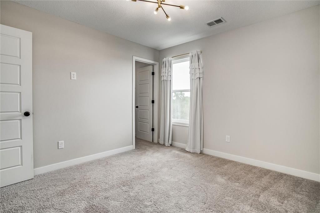 2129 SW Rutherford Drive — photo 25