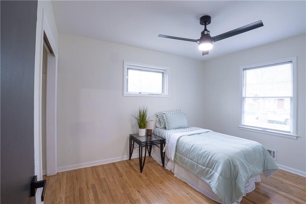 8208 Hardy Avenue — photo 23