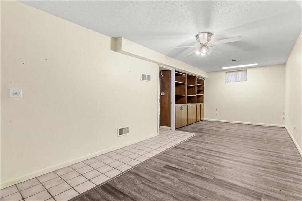 9937 Edelweiss Circle — photo 17