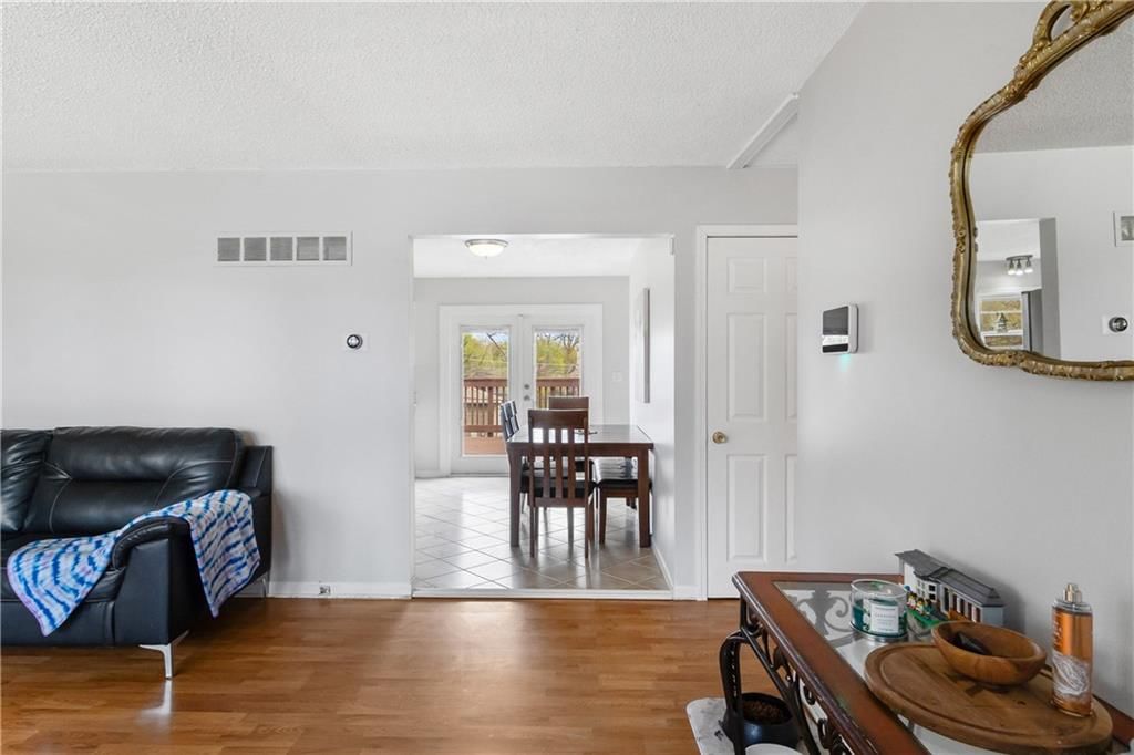 5223 N Washington Street — photo 7