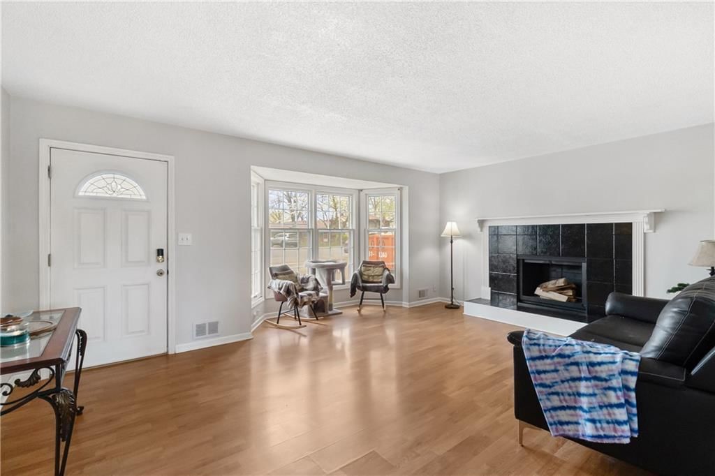 5223 N Washington Street — photo 8