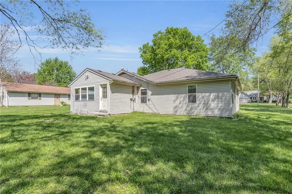 5211 E 141 Street — photo 31