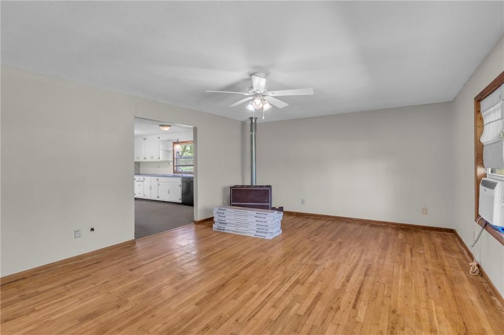 5211 E 141 Street — photo 10
