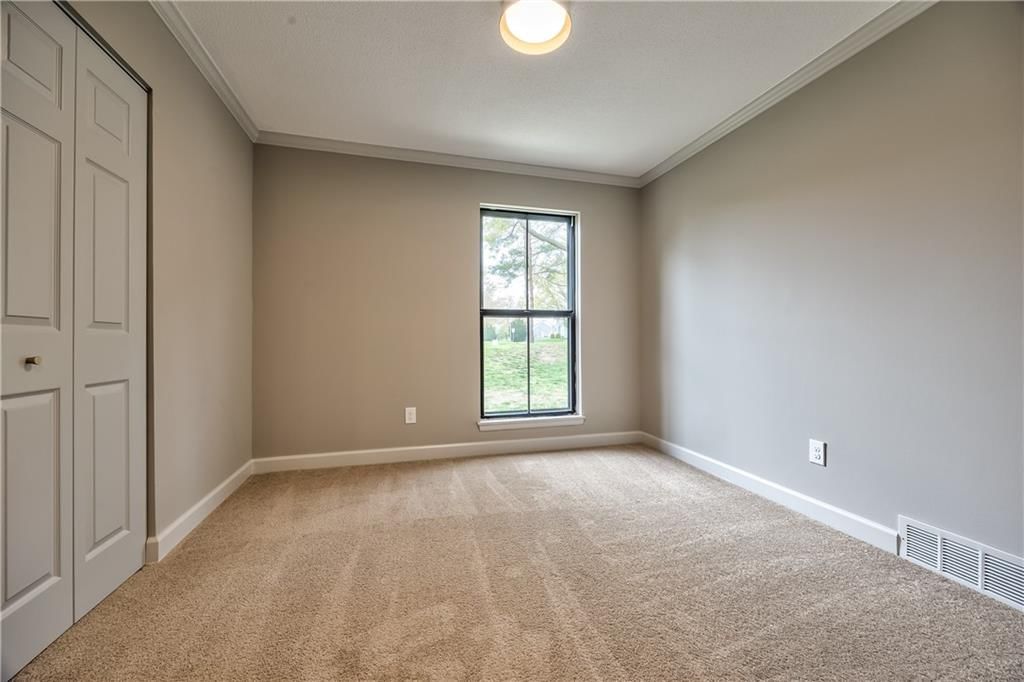 8120 Halsey Street — photo 13