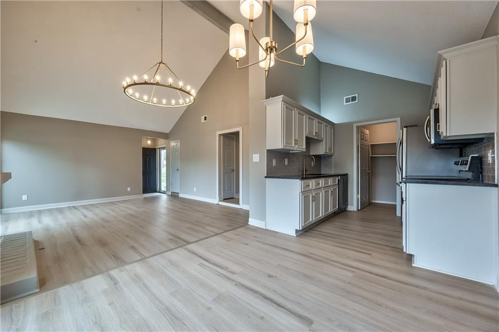 8120 Halsey Street — photo 8