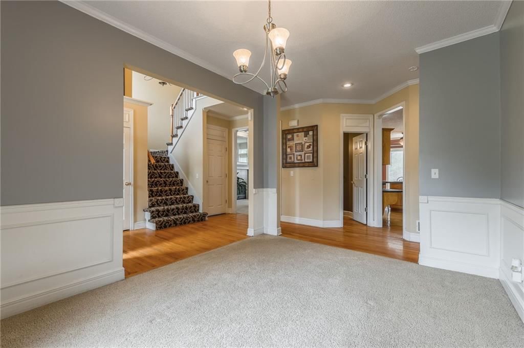 Photo 8 of 38 - 7428 N SMALLEY Avenue