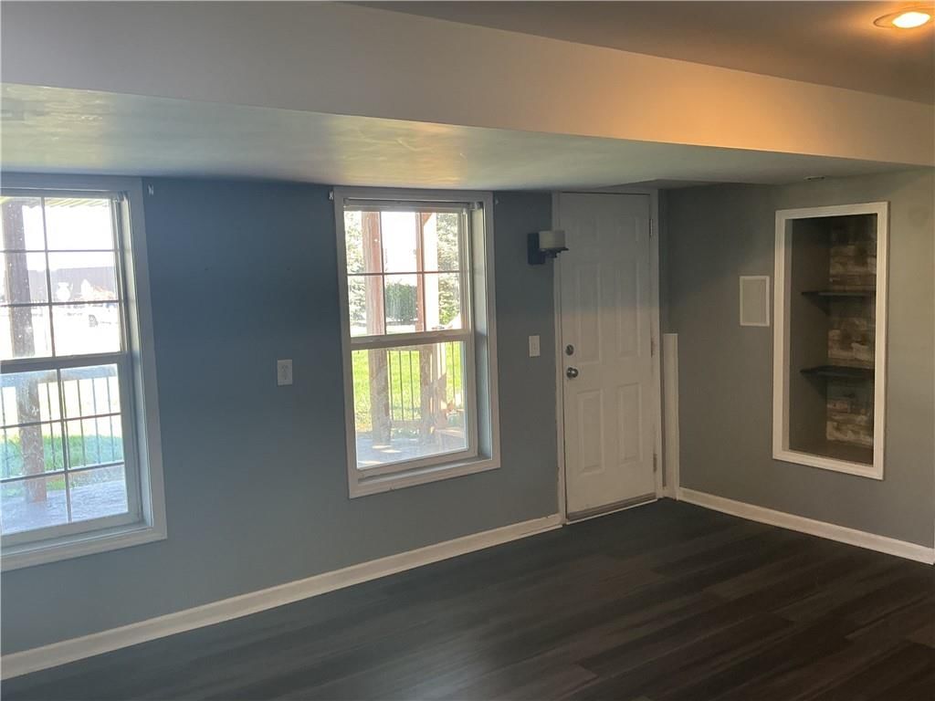 880 E Cheyenne Street — photo 45