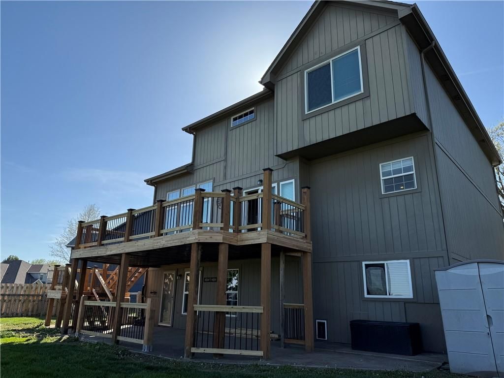 880 E Cheyenne Street — photo 58