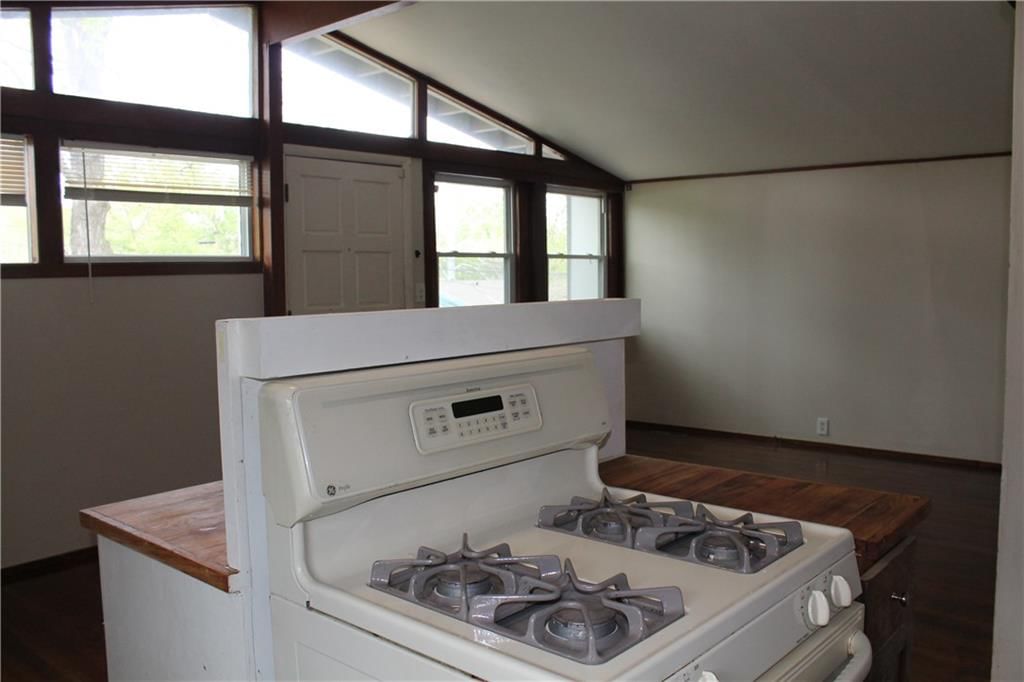 5605 CRESCENT Avenue — photo 6