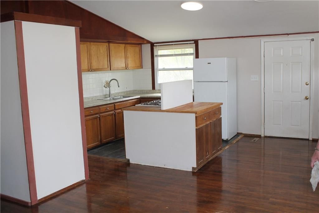 5605 CRESCENT Avenue — photo 7