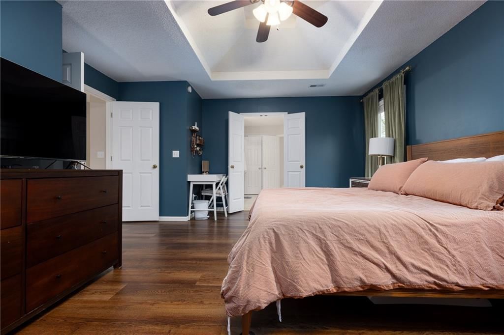 7301 N SMALLEY Avenue — photo 17