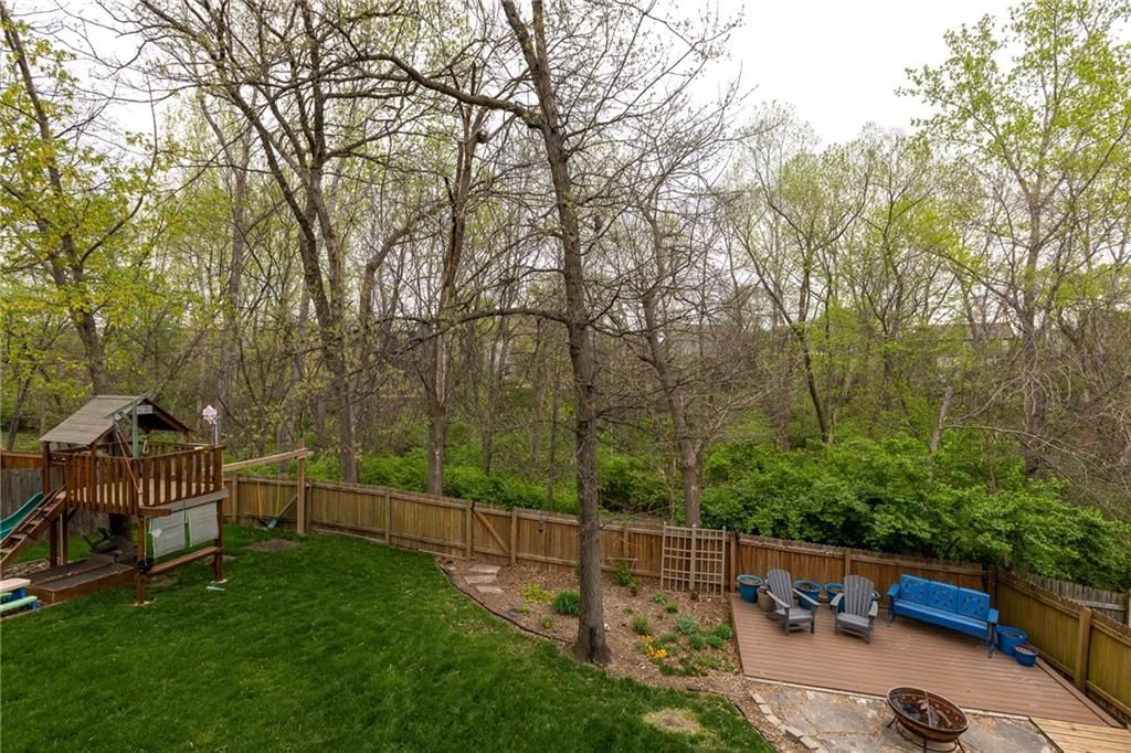 7301 N SMALLEY Avenue — photo 34