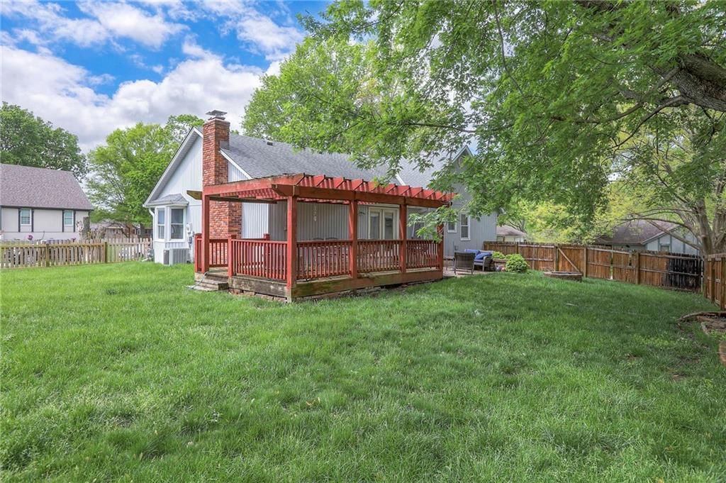 1013 SW Brave Circle — photo 36