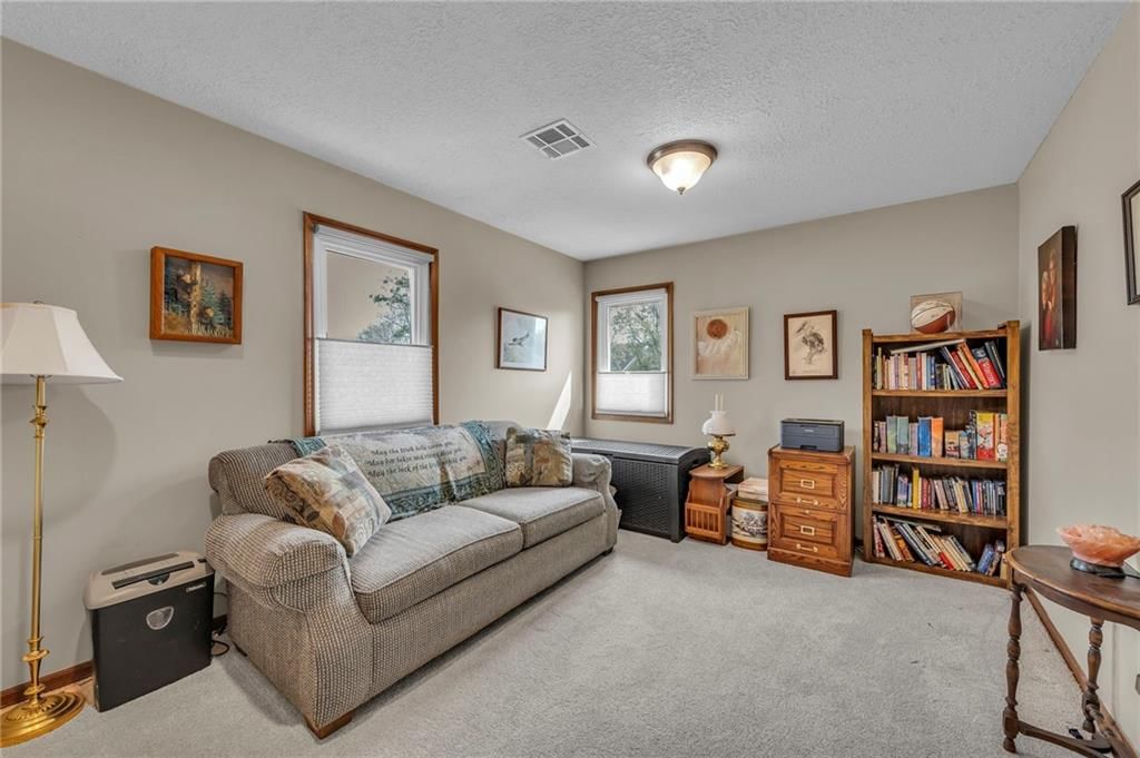 10706 W 115th Place — photo 9