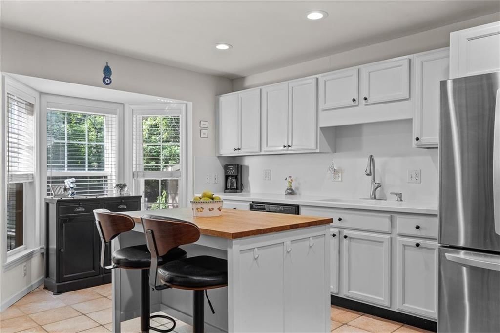 1215 W 69th Terrace — photo 15