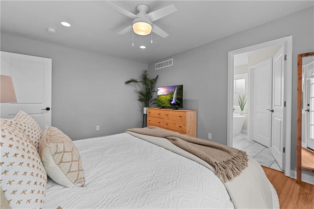 5332 Spring Street — photo 19