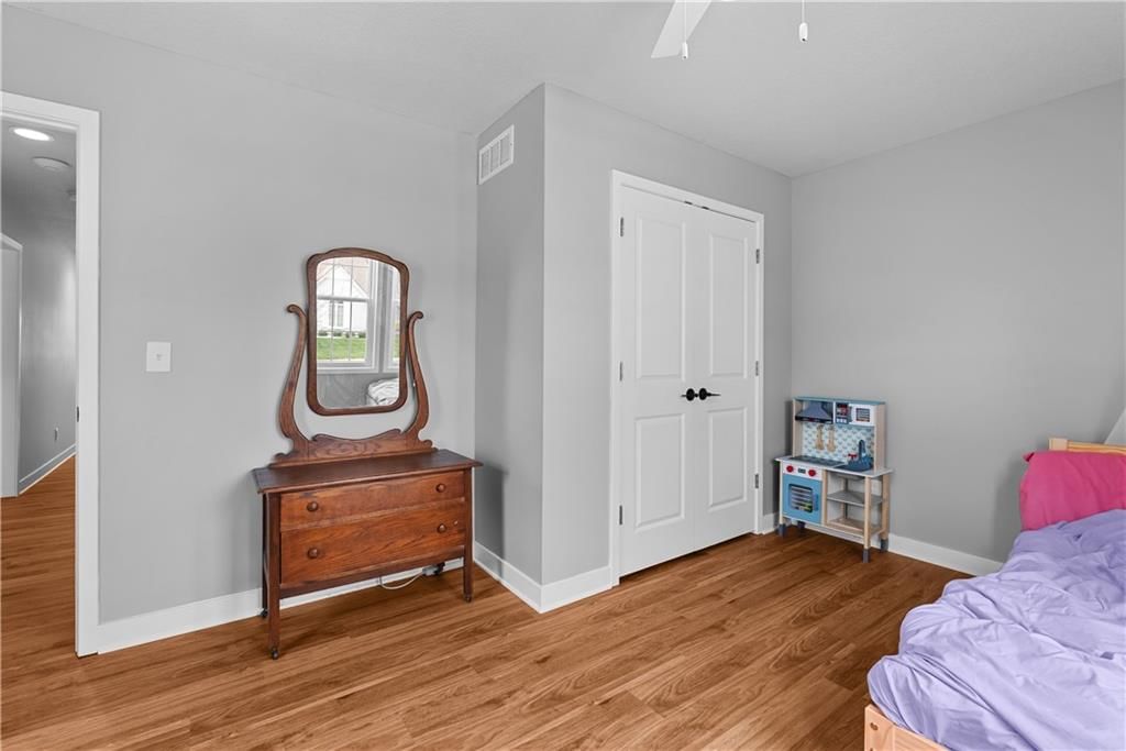 5332 Spring Street — photo 27