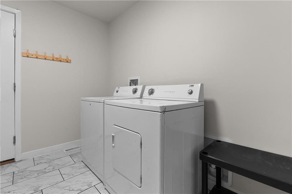 5332 Spring Street — photo 28