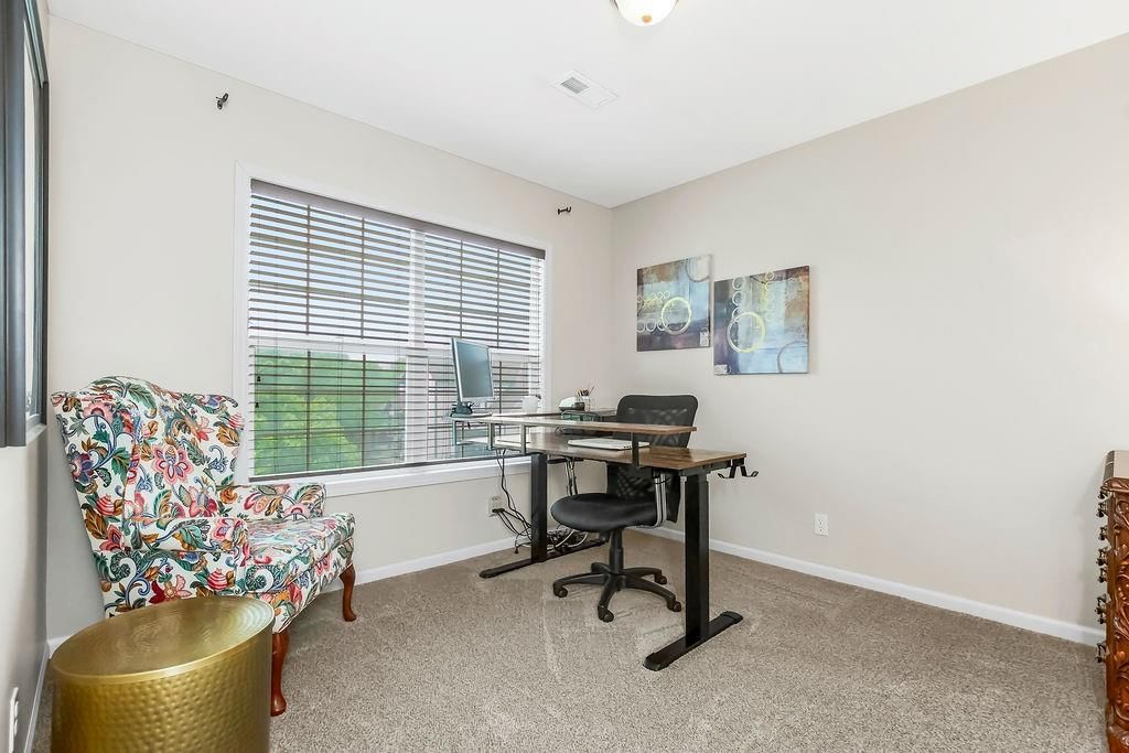 581 N Evergreen Street — photo 18