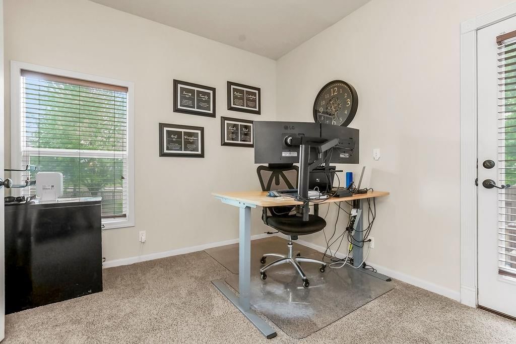581 N Evergreen Street — photo 29