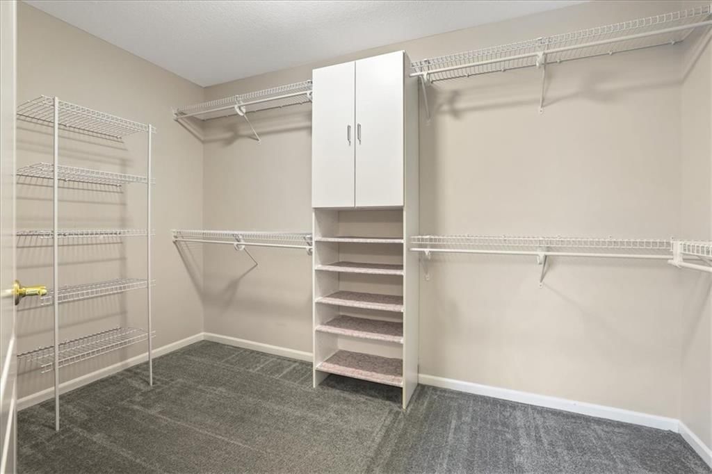 7300 N Cypress Avenue — photo 13