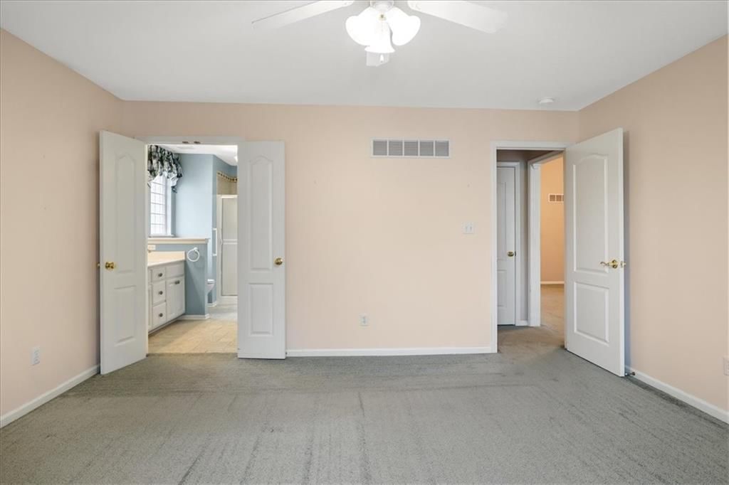 7300 N Cypress Avenue — photo 15
