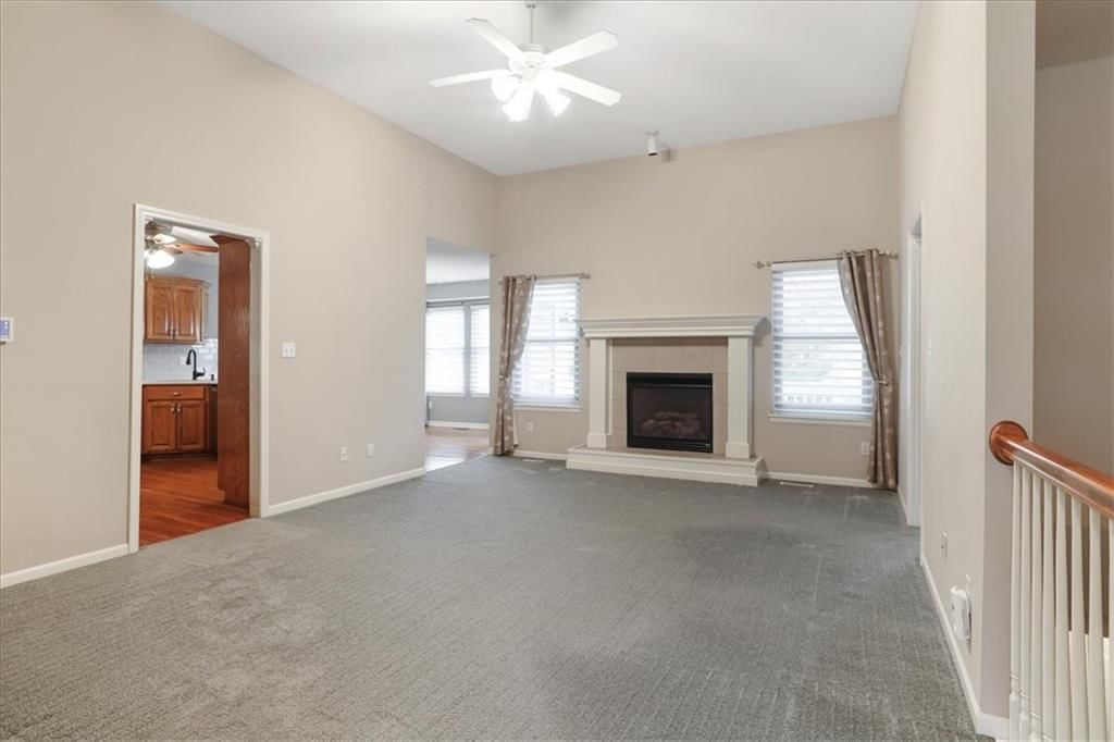 7300 N Cypress Avenue — photo 3