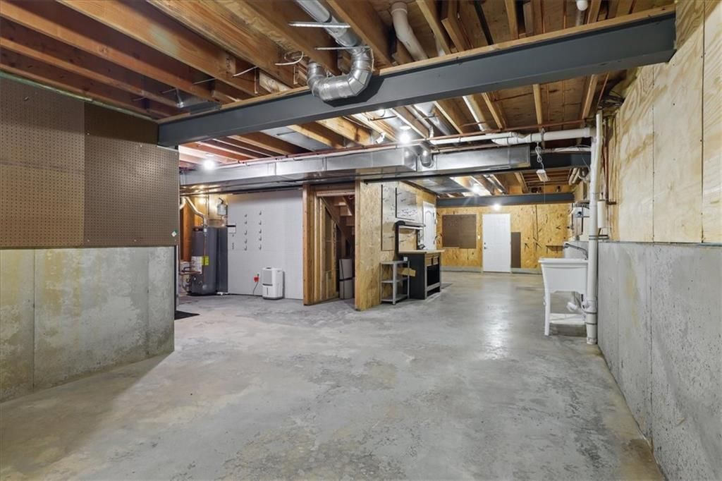 7300 N Cypress Avenue — photo 22