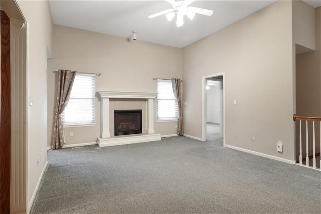 7300 N Cypress Avenue — photo 4