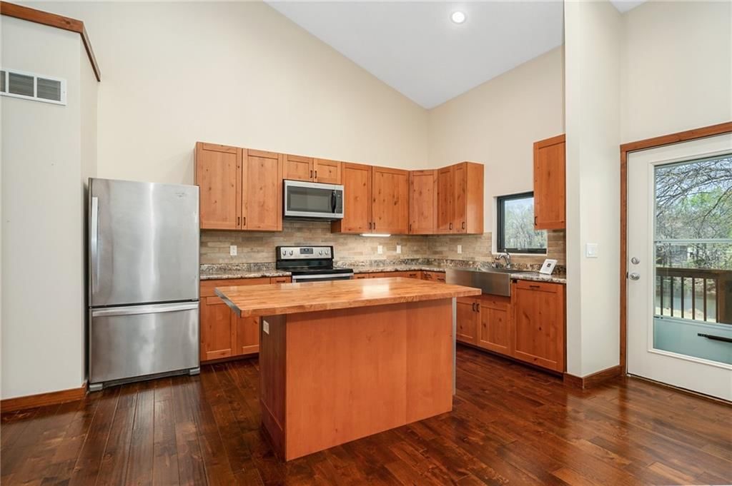 6294 Crescent Rim Drive — photo 7