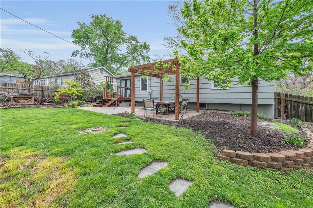 9258 Wedd Drive — photo 38