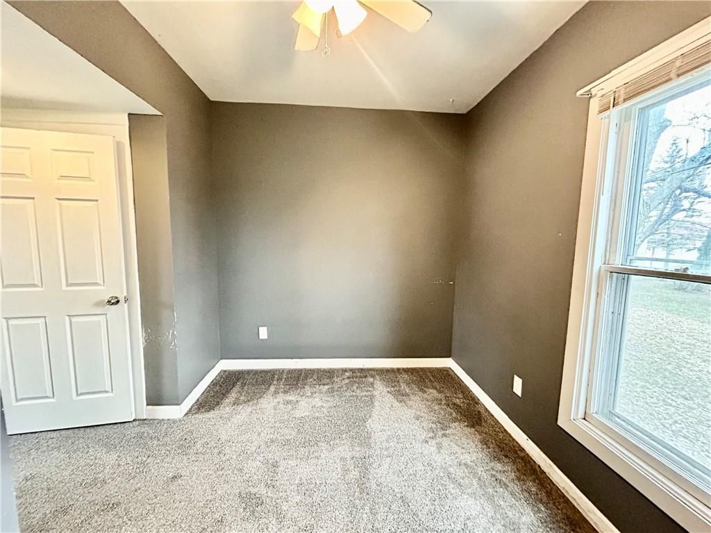404 W 2nd Street — photo 11