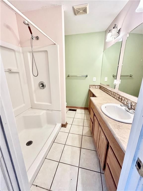 404 W 2nd Street — photo 14