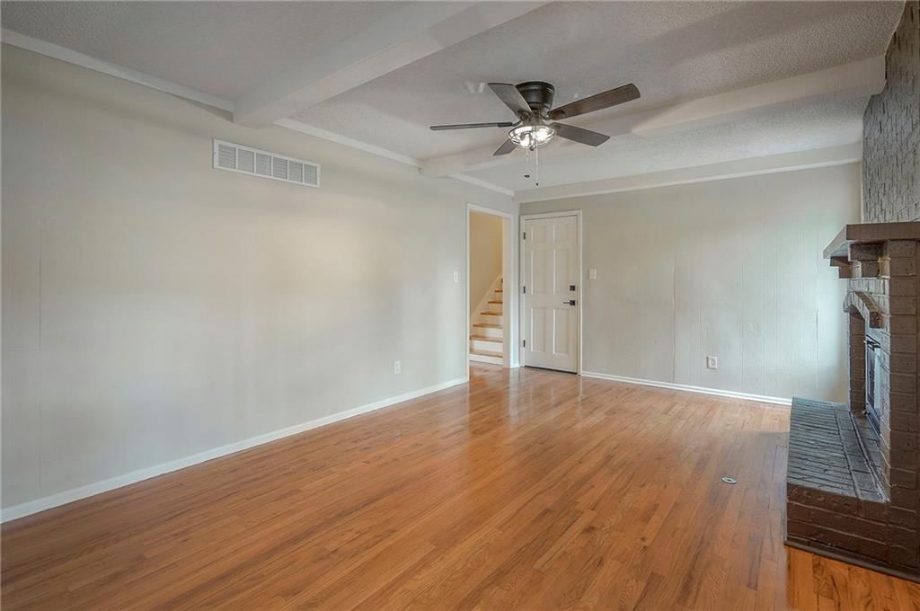 13736 Applewood Drive — photo 26