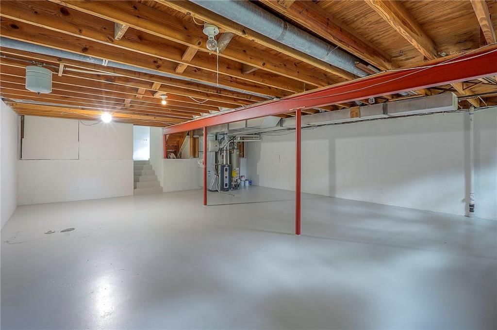 13736 Applewood Drive — photo 36