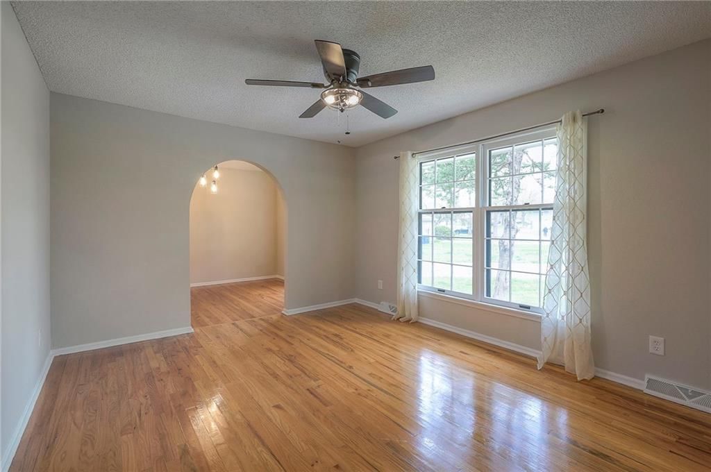 13736 Applewood Drive — photo 10