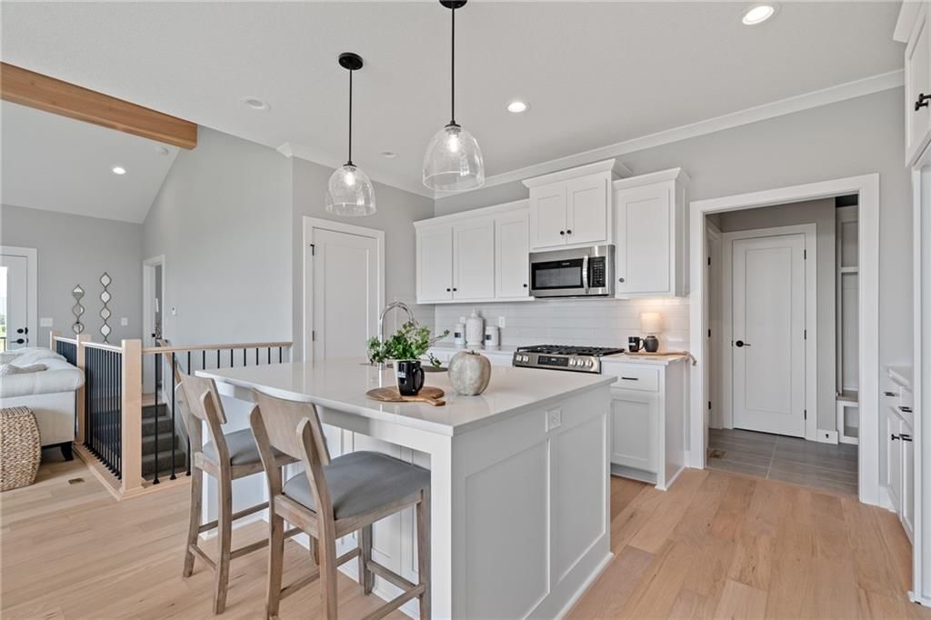 8268 Aurora Street — photo 11