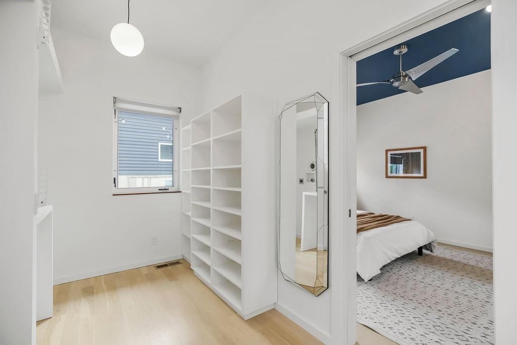 1725 Madison Avenue — photo 22