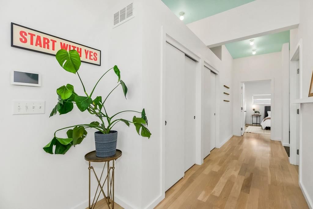 1725 Madison Avenue — photo 23
