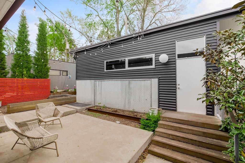 1725 Madison Avenue — photo 32