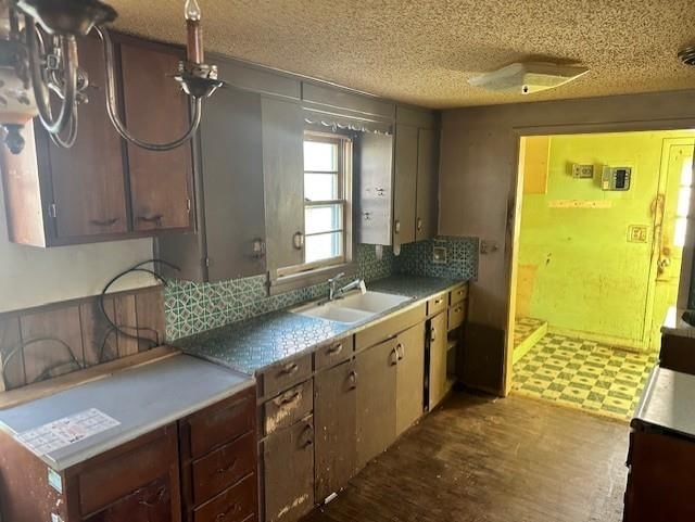 109 W Pine Street — photo 12