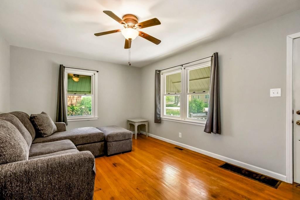 5304 Ralston Avenue — photo 2